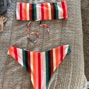 Striped cheeky bikini. Fits a small or medium